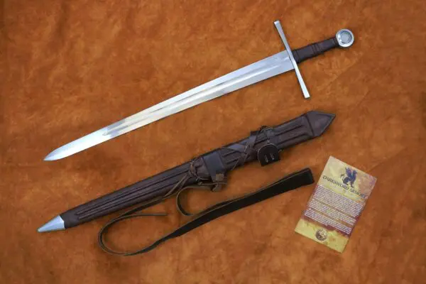 crusader-sword-medieval-weapon-templar-1303-darksword-armory--birds-eye-view-scabbard