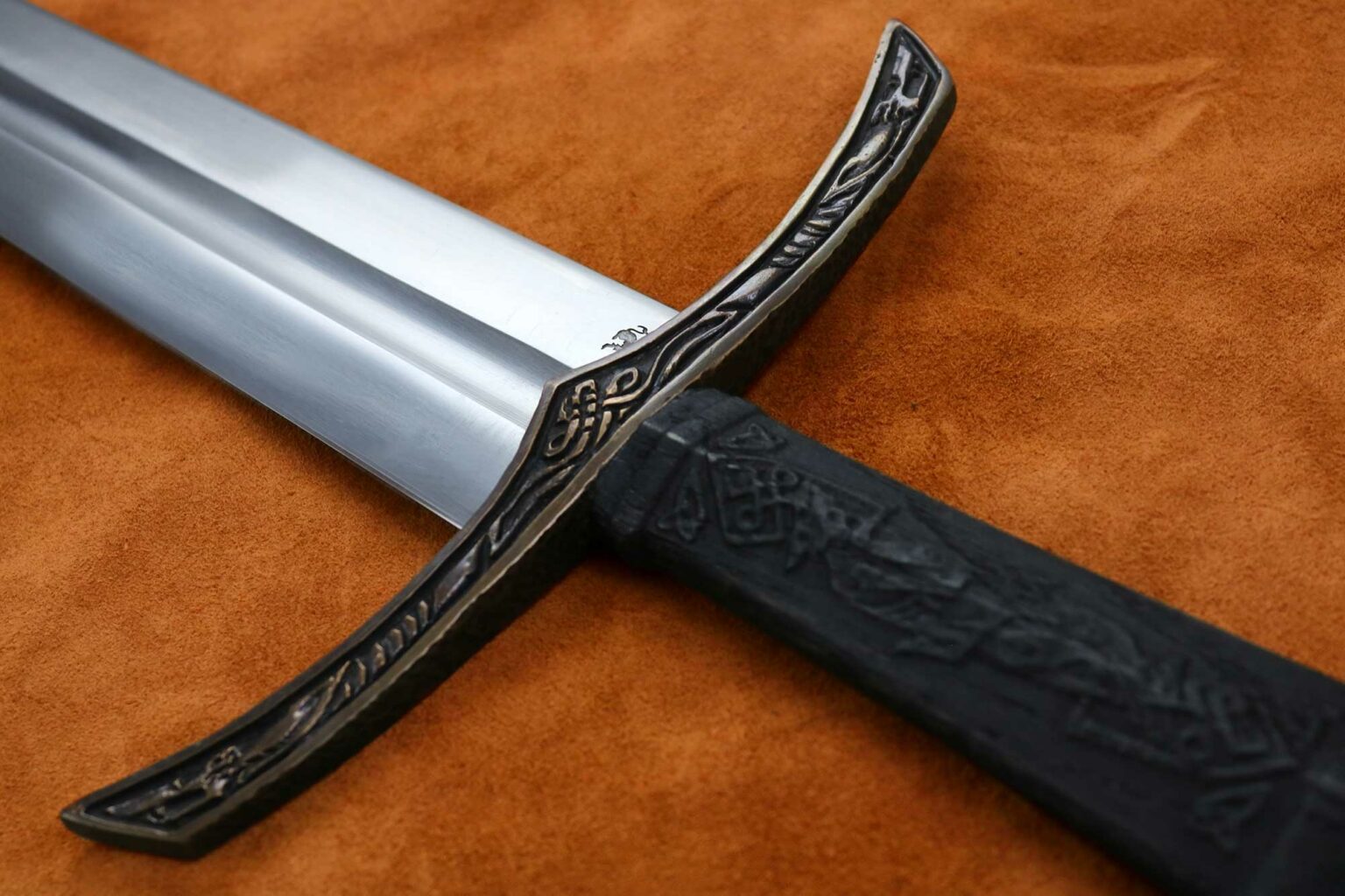 Wolfsbane Norse Viking Sword at darksword-armory.com