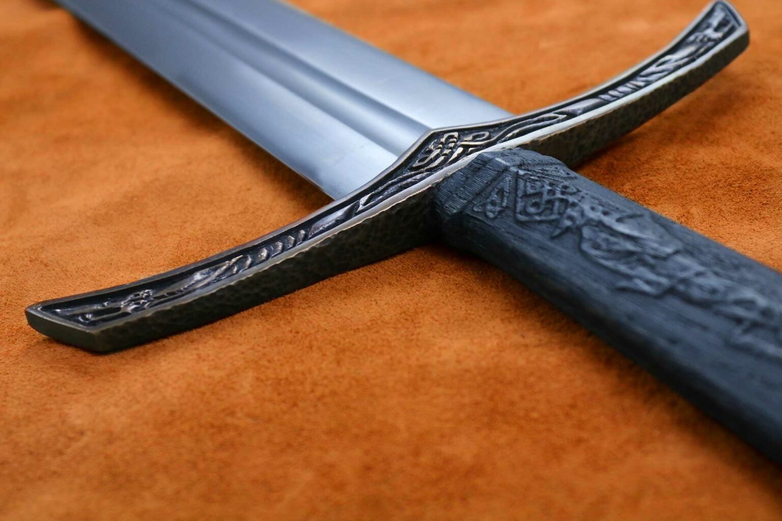 Wolfsbane Norse Viking Sword at darksword-armory.com