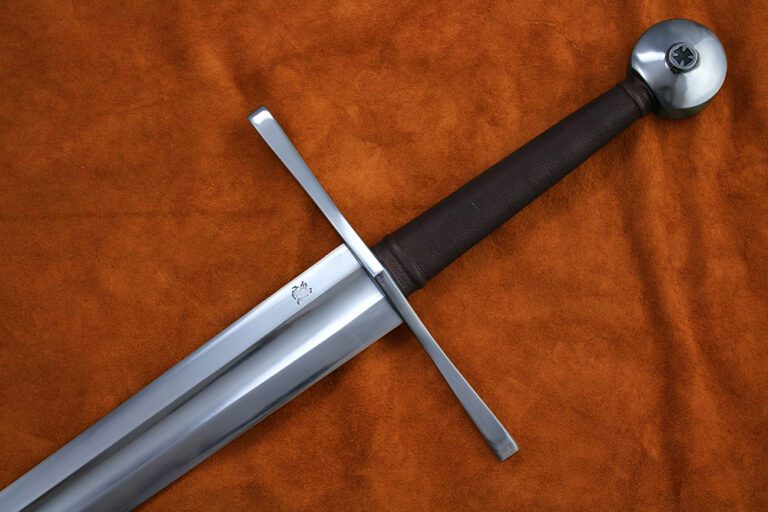 Two Handed Templar Sword | darksword-armory.com