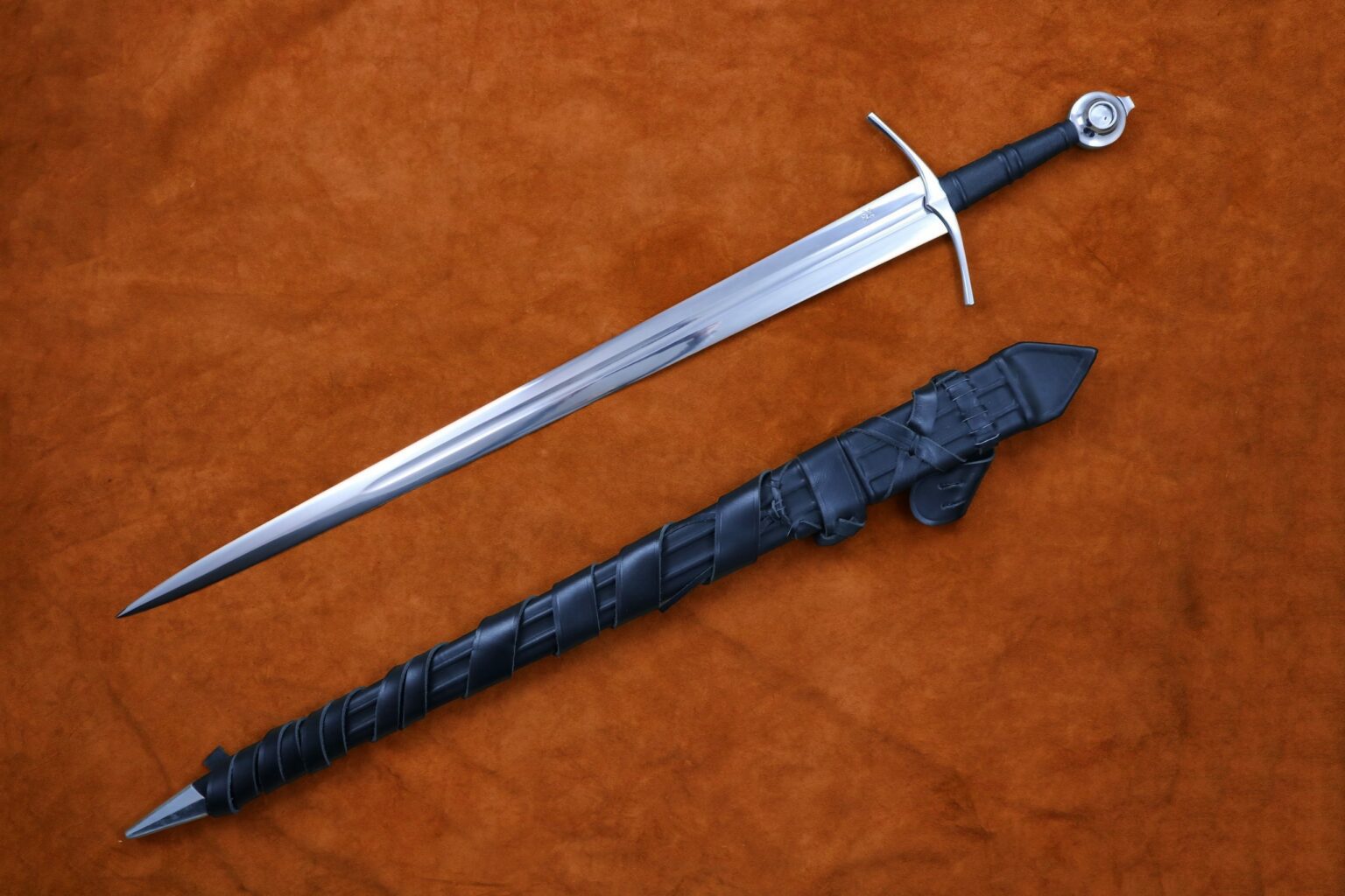 The Medieval Knight Sword (#1306) - Darksword Armory