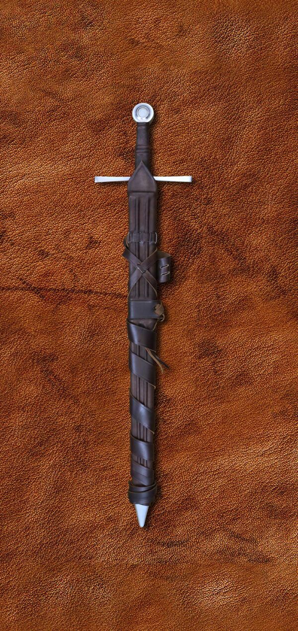 crusader-sword-medieval-weapon-templar-1303-darksword-armory-in-scabbard-with-belt