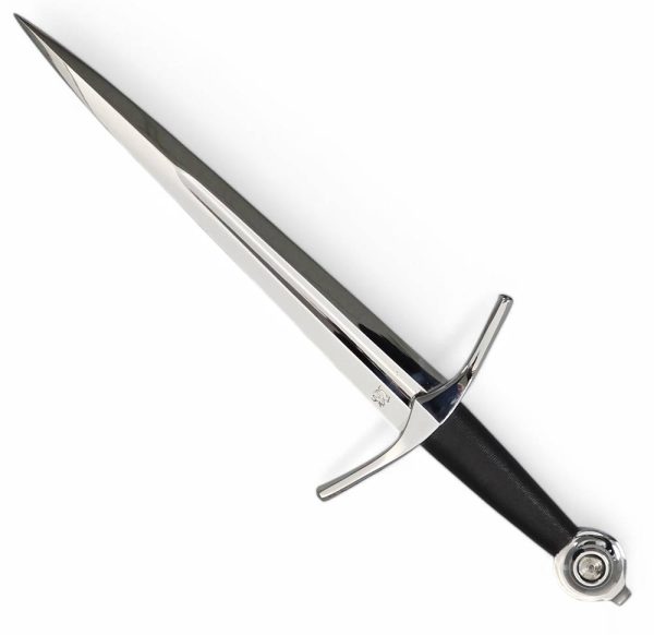 medieval-knight-dagger