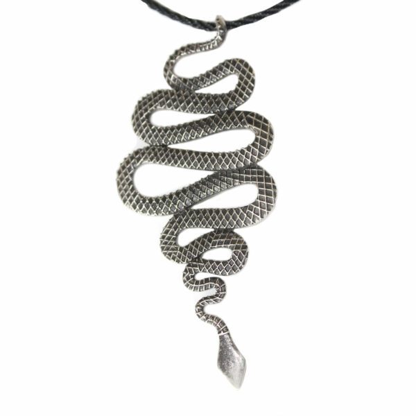 snake-pendant-jewelry