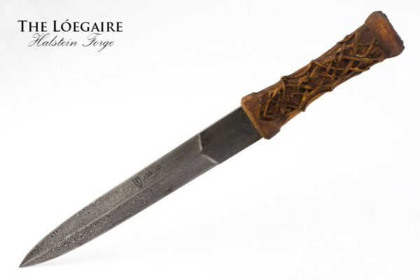 1905-hand-forged-celtic-knives-damascus-steel-blade-1024x683