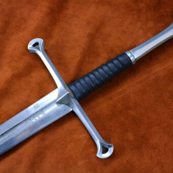 Anduril Sword Folded Steel Blade (#1200) - Darksword Armory