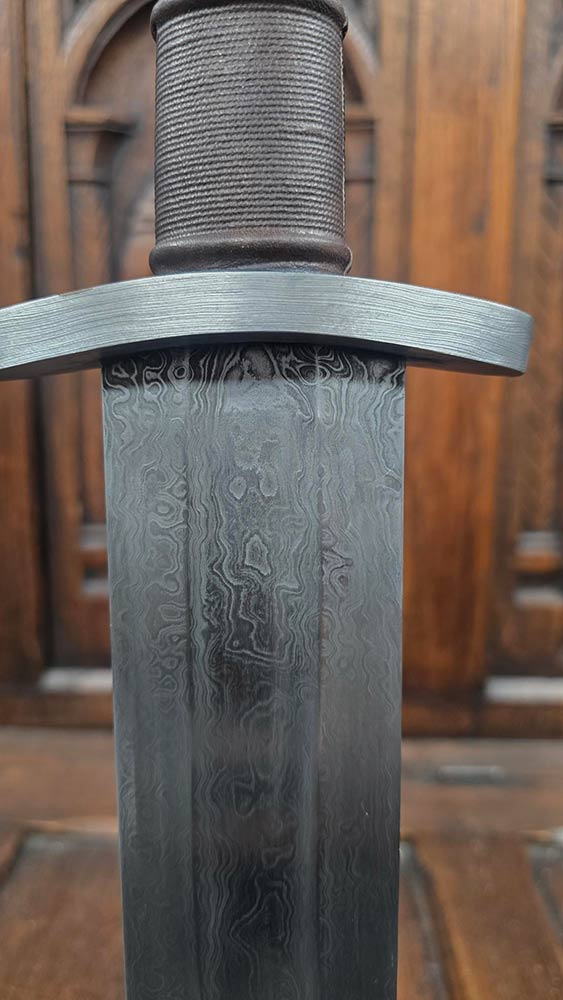 damascus-steel-viking-sword-on-sale-98859---3